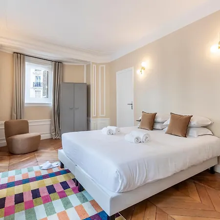 Sweett - Rue De Rome Paris